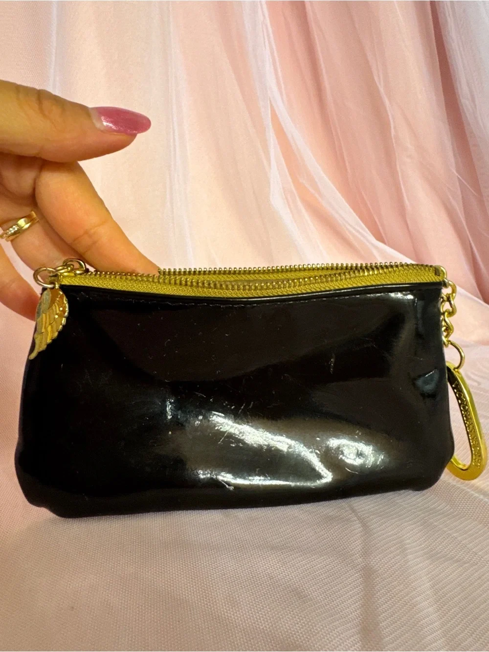 👛Victoria's Secret Black & Gold Charm Pouch Keychain Detachable Angel Logo